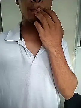 Snapshot of morenomr1 chatting on December 20, 5:51 pm morenomr1 online show from December 20, 5:51 pm