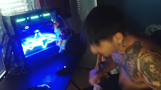 Badboyi1997 online show from October 7, 11:40 am