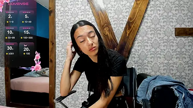 Snapshot of Mia_scarlet69 chatting on February 17, 12:16 pm Mia scarlet69 online show from February 17, 12:16 pm