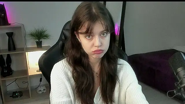 Este Glen online show from February 27, 11:31 am