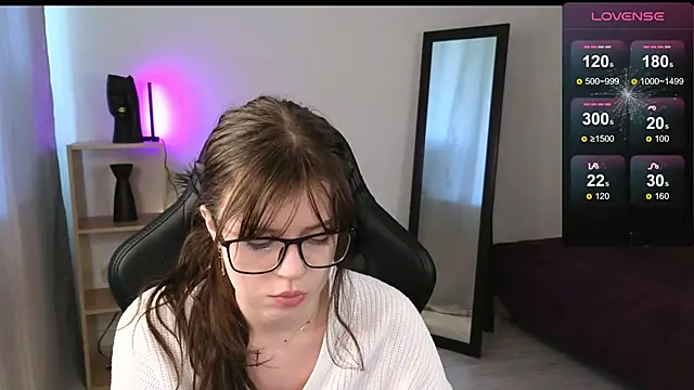 Este Glen online show from March 7, 11:51 am