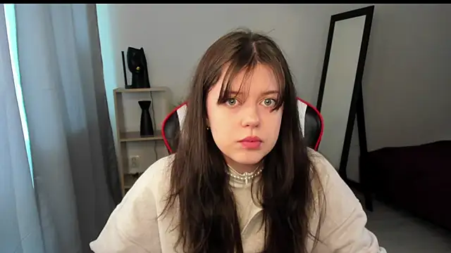 Este Glen online show from March 19, 11:17 am