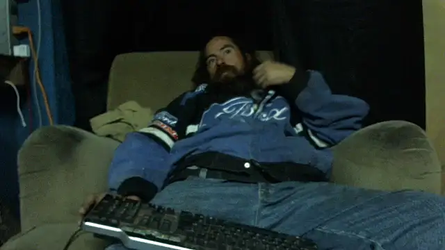 linksjack1010 online show from December 15, 11:53 pm