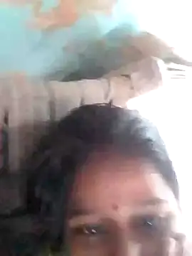 riya houswife online show from November 18, 6:18 am