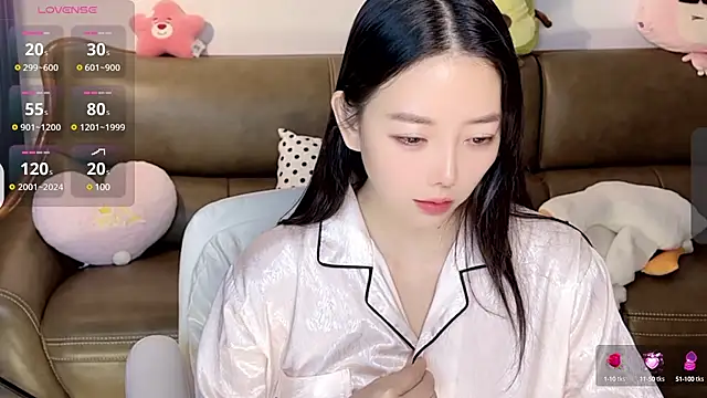 Yilin1999 online show from January 18, 3:09 am