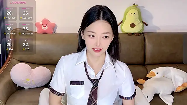 Yilin1999 online show from February 20, 10:04 pm