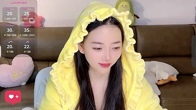 Yilin1999 online show from February 26, 3:19 pm