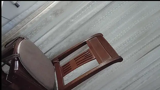 adawang1986 online show from February 23, 4:13 pm