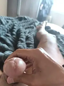 mirrowhot online show from September 25, 2:10 pm