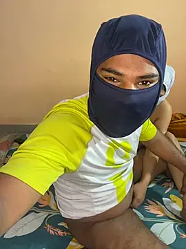 Snapshot of mickey_love chatting on January 24, 9:39 am mickey love online show from January 24, 9:39 am