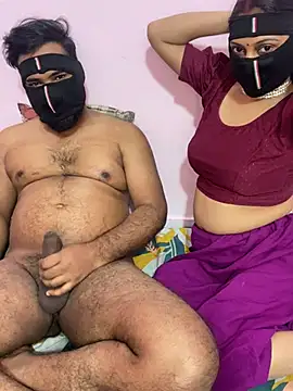 Snapshot of mickey_love chatting on February 20, 7:45 am mickey love online show from February 20, 7:45 am