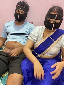 Snapshot of mickey_love chatting on February 28, 5:59 am mickey love online show from February 28, 5:59 am