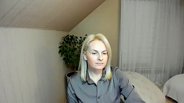 Alicee Gracee online show from January 5, 4:48 pm