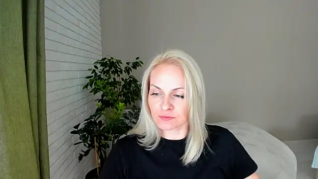 Alicee Gracee online show from February 7, 12:39 pm