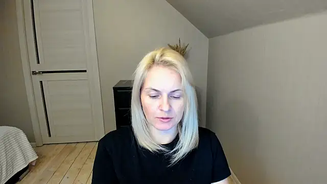 Alicee Gracee online show from February 27, 6:53 pm