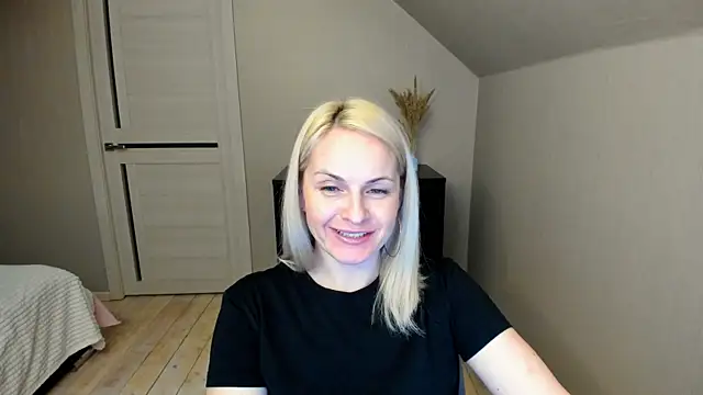 Alicee Gracee online show from February 28, 4:10 pm