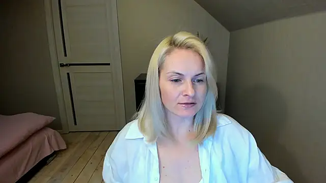 Alicee Gracee online show from March 5, 6:23 pm