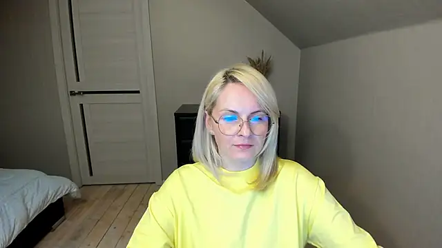 Alicee Gracee online show from March 15, 6:21 pm