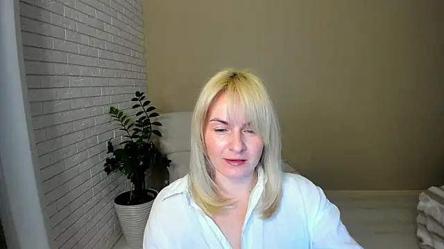 Alicee Gracee online show from February 25, 7:34 pm