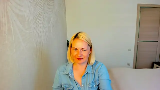 Alicee Gracee online show from May 22, 10:43 am