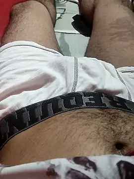 Snapshot of JuggedRegrets chatting on January 9, 12:02 am JuggedRegrets online show from January 9, 12:02 am