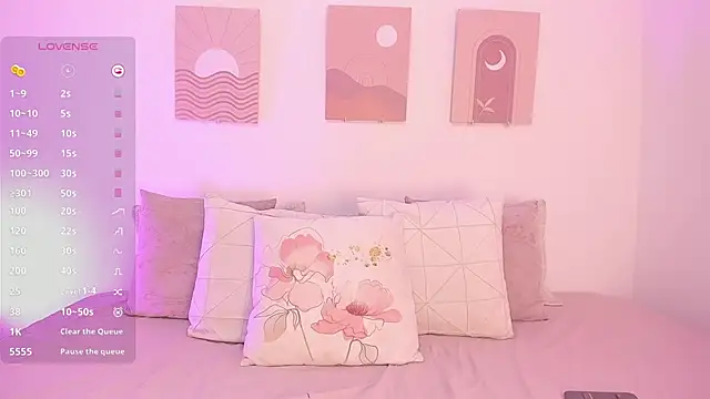 Mia Heartt online show from February 17, 6:48 pm