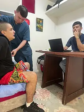 Snapshot of Anthony-Martin chatting on February 5, 1:49 pm Anthony-Martin online show from February 5, 1:49 pm