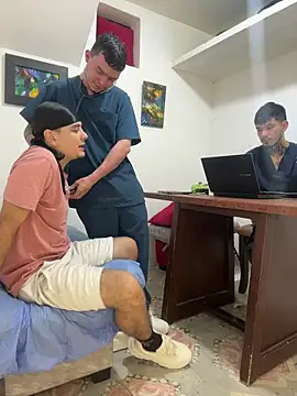 Snapshot of Anthony-Martin chatting on February 7, 4:11 pm Anthony-Martin online show from February 7, 4:11 pm