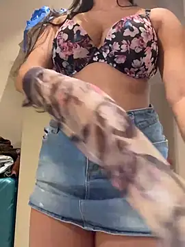 ScarletAss online show from November 24, 4:40 pm