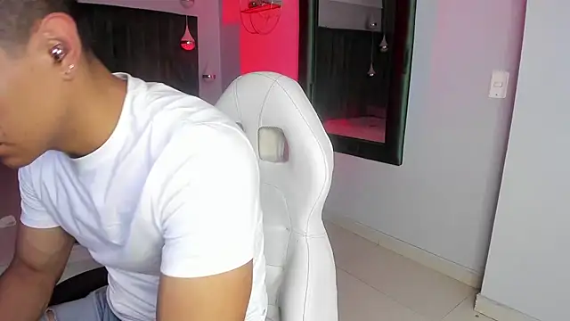 Lucii fer  online show from November 9, 11:52 am