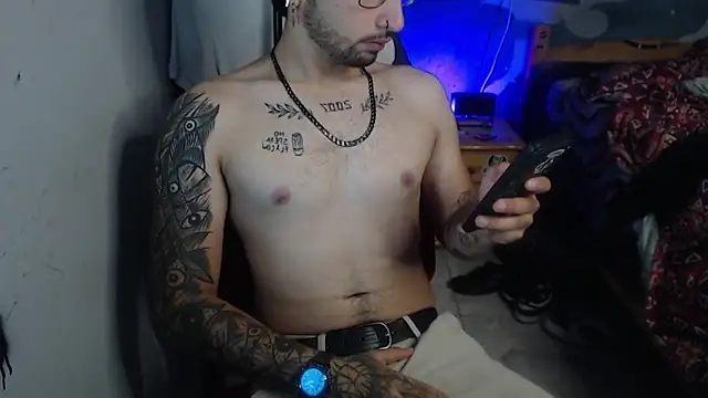 Dereck Dickson online show from November 3, 6:36 am