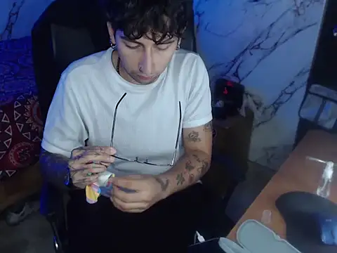 Dereck Dickson online show from March 3, 11:10 pm