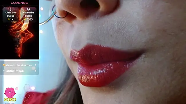 Snapshot of miss_evoleth2 chatting on December 17, 7:20 pm miss evoleth2 online show from December 17, 7:20 pm