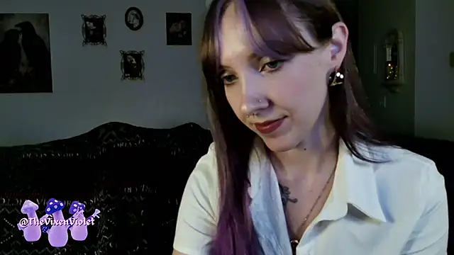 thevixenviolet online show from October 14, 12:55 am