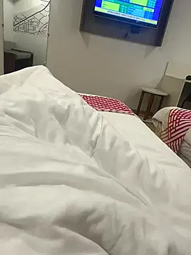 Rahulroy96 online show from October 23, 11:42 am