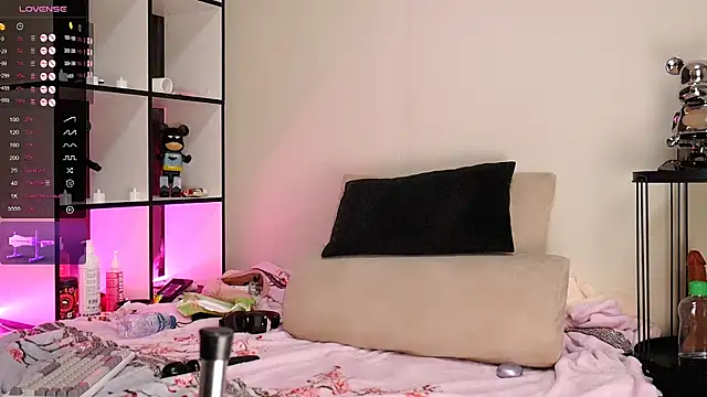 Snapshot of viamoon chatting on January 18, 3:54 am viamoon online show from January 18, 3:54 am