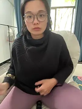 Bella0815 online show from February 5, 6:46 am