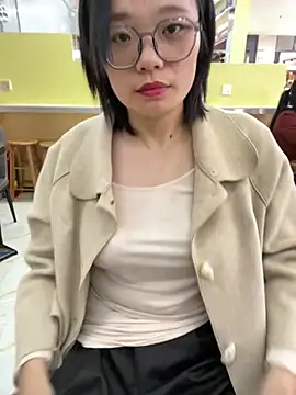 Bella0815 online show from March 12, 12:04 pm