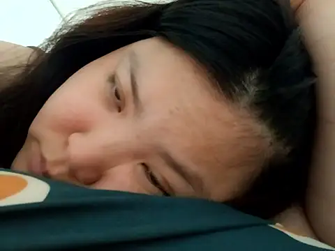 hello098712 online show from October 8, 12:58 pm