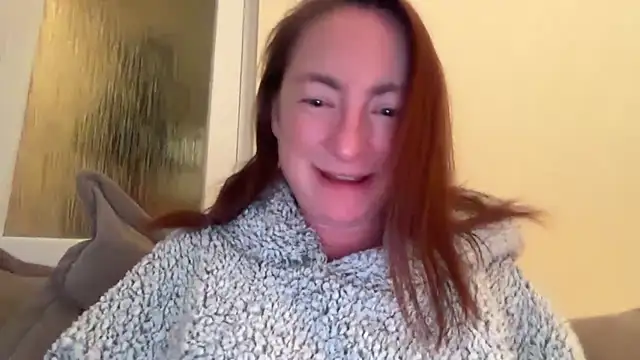LouiseTswing online show from February 12, 7:45 pm