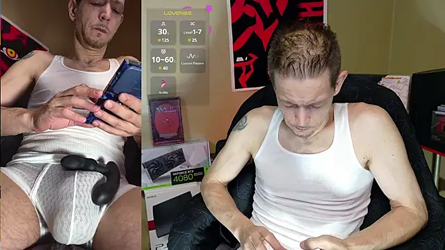 Snapshot of MasterForgedRayy chatting on February 20, 10:48 am MasterForgedRayy online show from February 20, 10:48 am