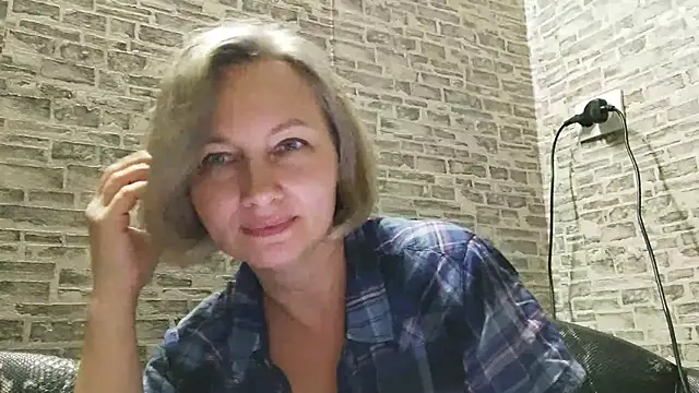 EdithManning online show from December 21, 5:51 pm