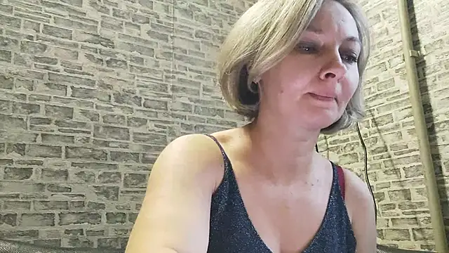 EdithManning online show from January 4, 12:38 pm