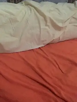 abyusif101099 online show from February 18, 1:10 am