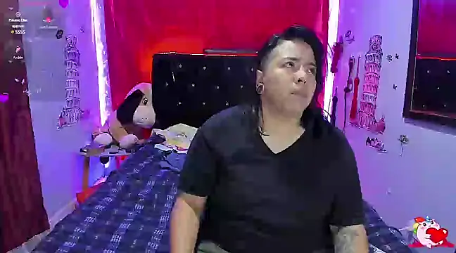 katieeandsharonn online show from February 20, 2:02 pm