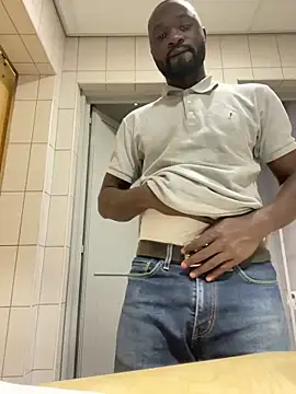 Blakishie online show from February 6, 2:58 pm