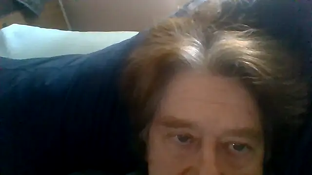 Snapshot of frankie7inch chatting on June 21, 4:09 pm frankie7inch online show from June 21, 4:09 pm