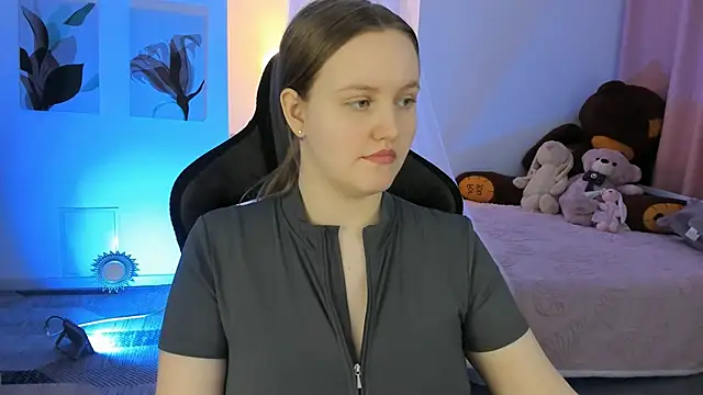 KellyPoter online show from February 24, 10:02 am