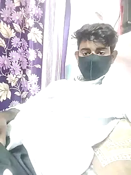 piyush 7inch online show from January 7, 8:13 am