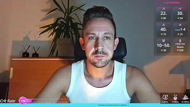 Snapshot of Alex_cut chatting on December 22, 2:06 pm Alex cut online show from December 22, 2:06 pm